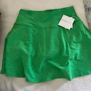 Beyond Yoga Medium Skirt
